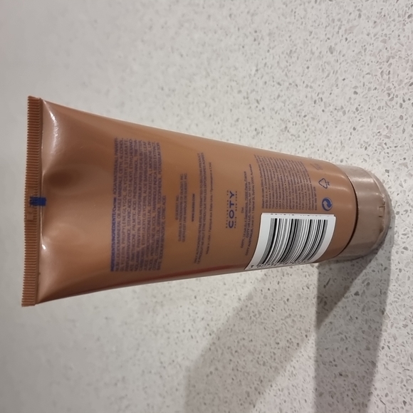 Juicy Couture Body Souffle 125mls And Guess Dare Body Lotion 200mls - Picture 10 of 10